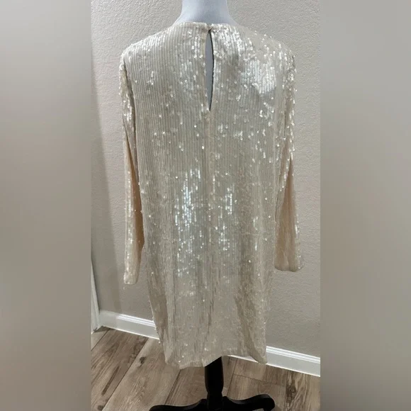 🆕 LAFAYETTE 148 NEW YORKBonnie Iridescent Sequin Shift Dress